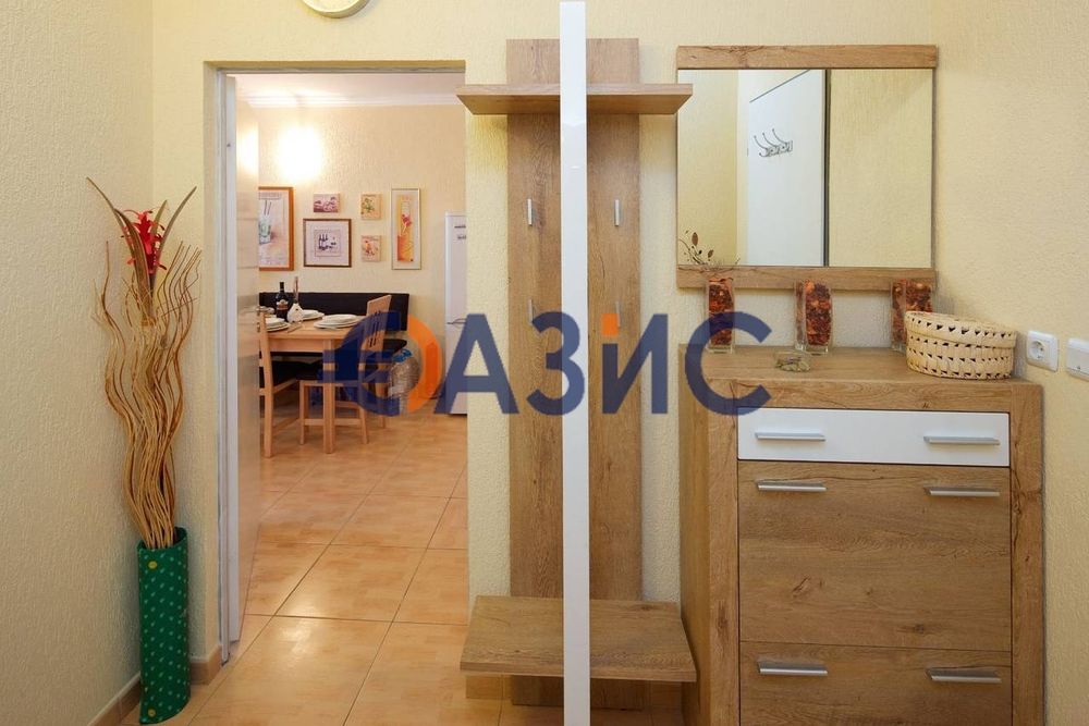 Продава се Двустаен апартамент в к.к. Слънчев бряг - 64 кв.м за 1360 €/кв.м - Снимка #7