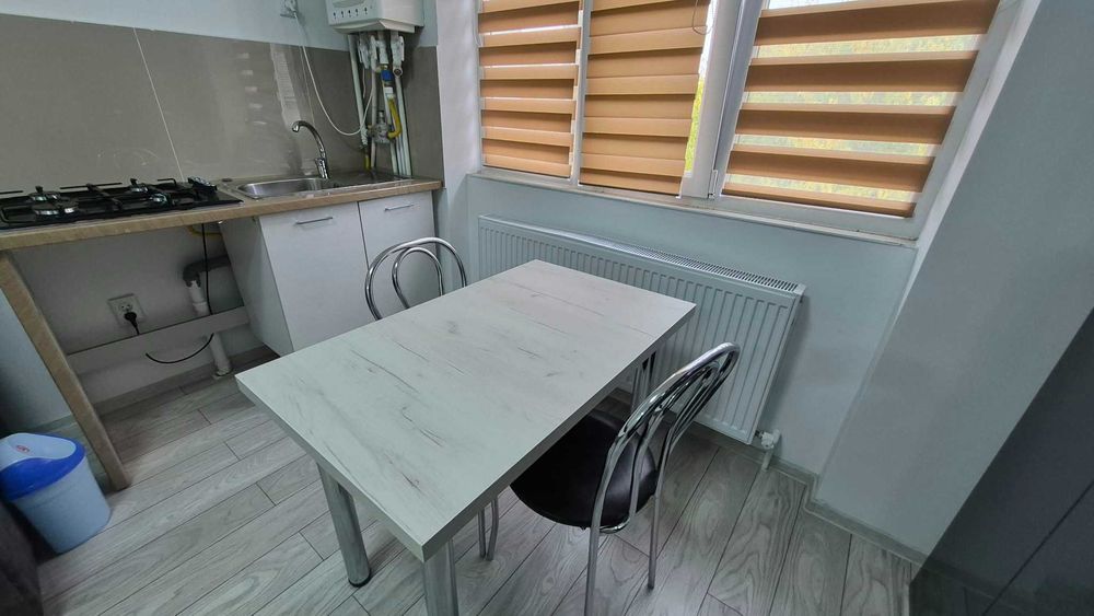 Garsoniera renovata mobilata si utilata Onesti.