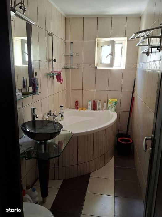 4 camere // Foisorului // Decomandat