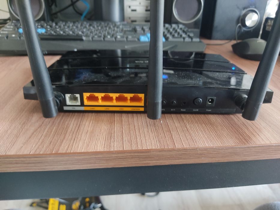 Продам Tp-link n300 рабочий