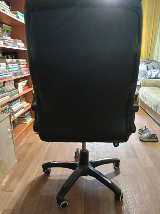 Компьютерное кресло