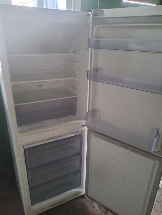 Продам холодильник с доставкой