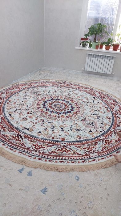 Продам ковер круглый