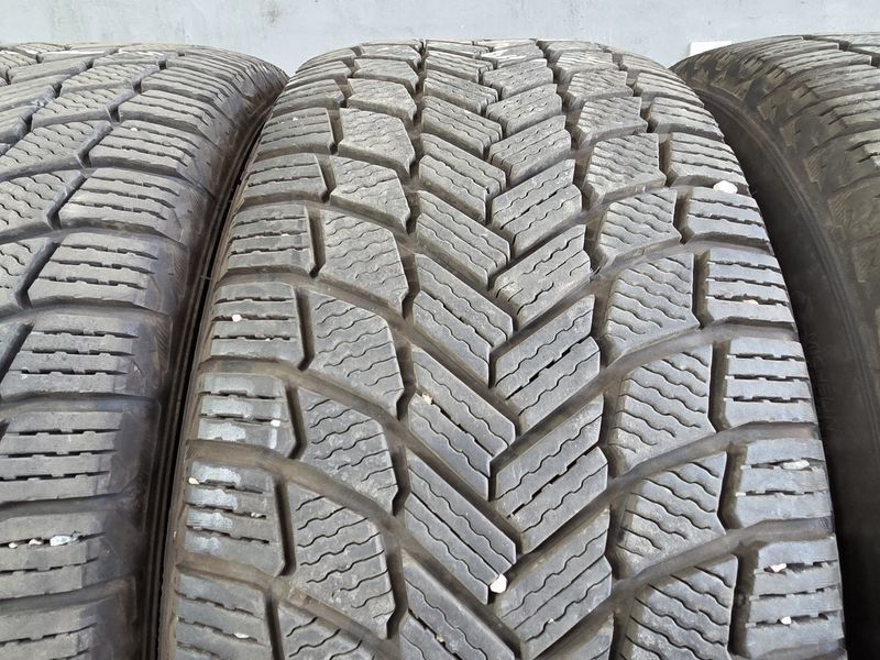 235/55/18 MICHELIN 4бр