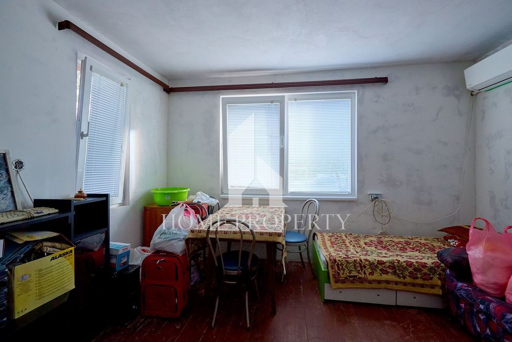 Къща в София, област-с.Петърч площ 75 цена 183000