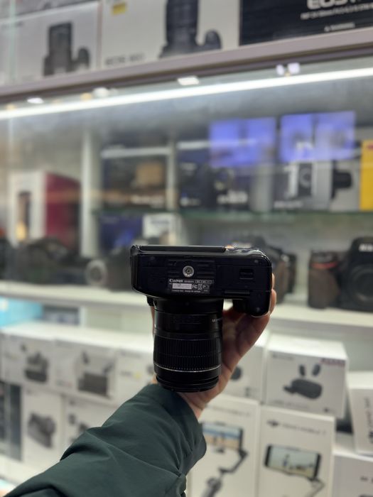 Canon 650 D + 18-55 mm is II