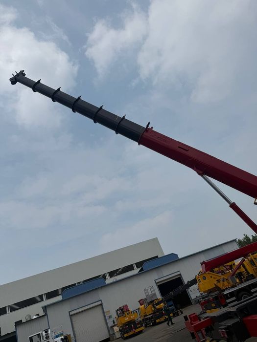 Кран марки STSM  5тонны до 25 тонны