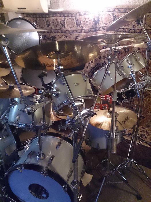 Голям комплект барабани Амати