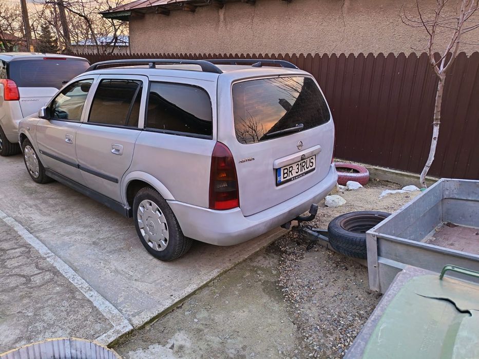 Vând Opel Astra G