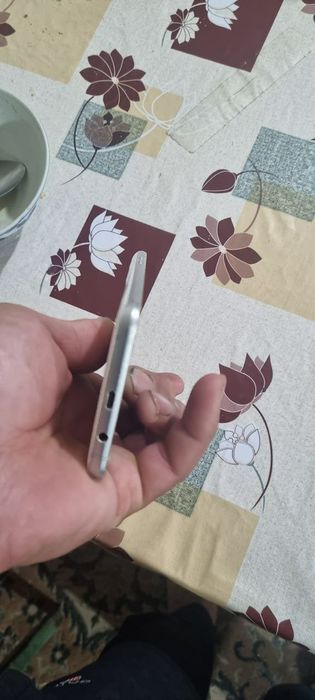 Samsung j 5 rasmla òzinki