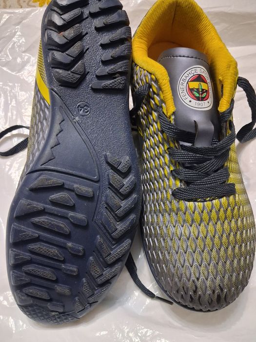 Кроссовки мальчиковые