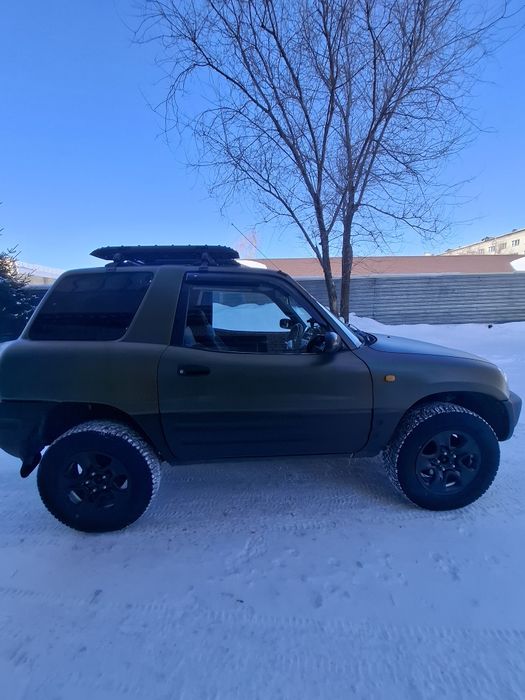 Продам toyota rav4