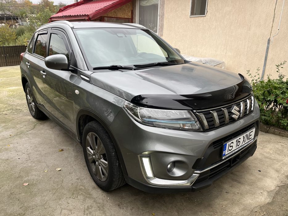 Suzuki Vitara 2021 hibrid, 14.979 € — imagine 2