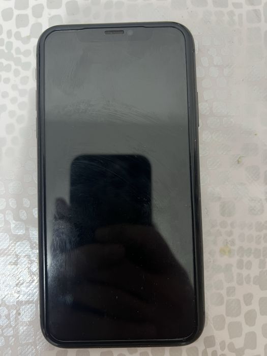 Айфон 11, 64 память