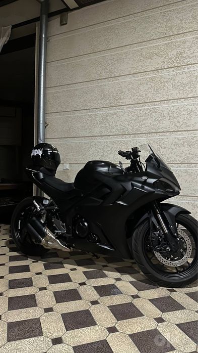 moto 400 cc ducasu