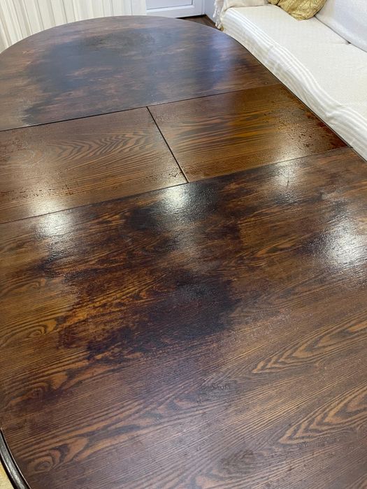 Стол в хорошем состояние