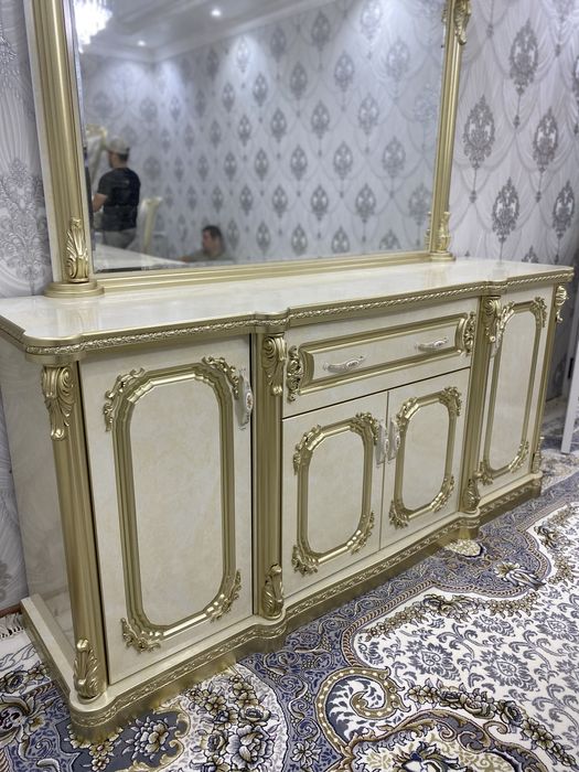 Mehmonxona uchun ajoyib mebellar toplami