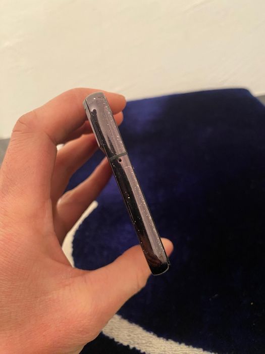 Samsung galaxy s22+ 256