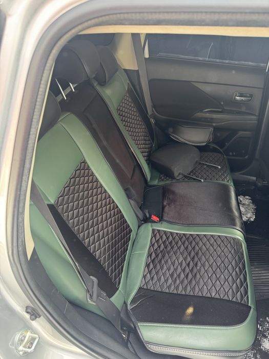 Продам чехлы в отличном состояний