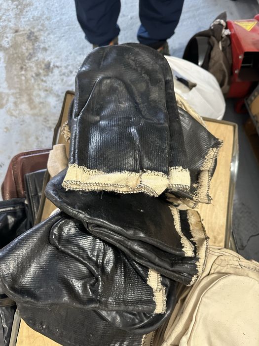 Продам рукавицы, перчатки