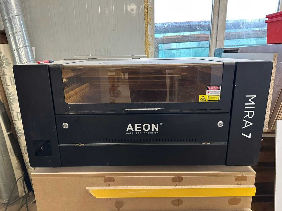 С02 Маркиращ лазер Mira pro