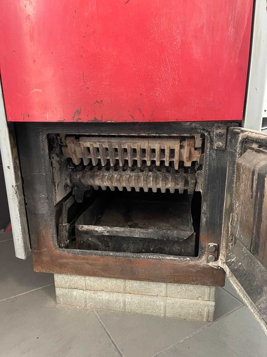 Котел на твърдо гориво и въглища