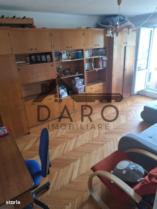 Oferim spre vanzare Apartament 2 camere în Tudor pret   87500 EUR