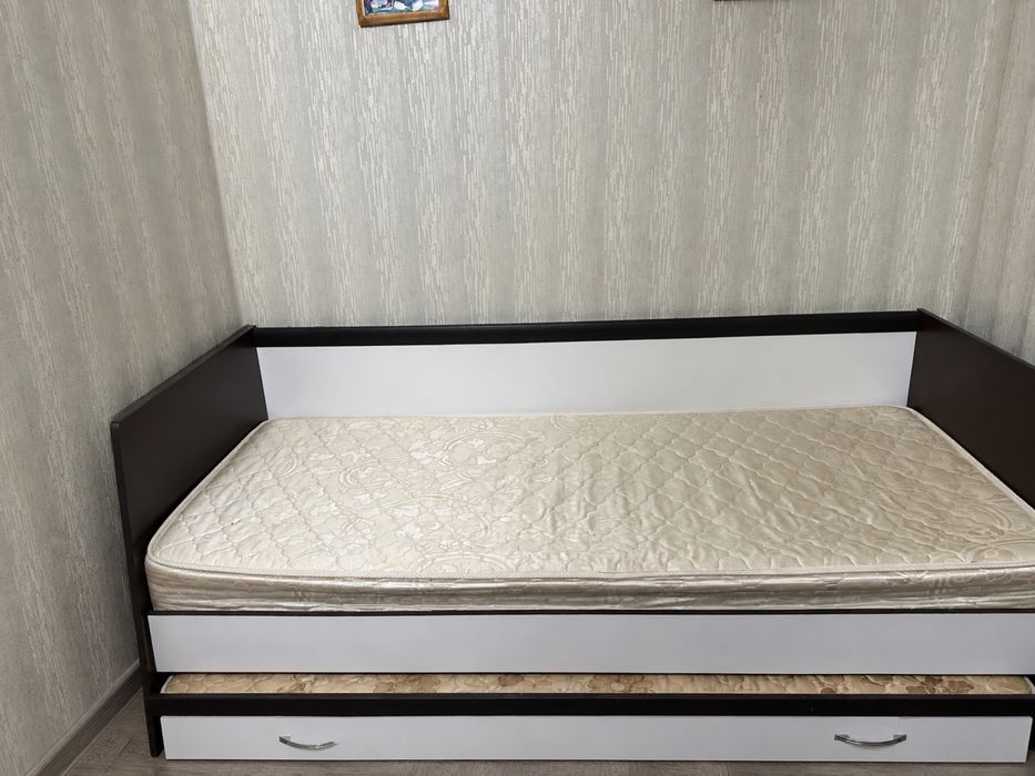 Двухярусный диван