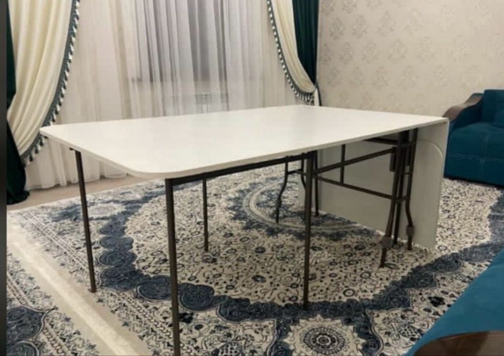 Стол книжка продам