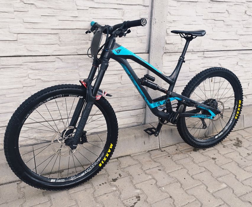 Bicicletă YT Capra 27" AL 2018, Negru Perlat/Albastru Turcoaz.