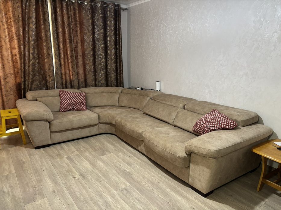 Продам угловой диван