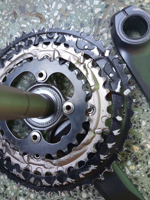 Курбели и средно Shimano SLX