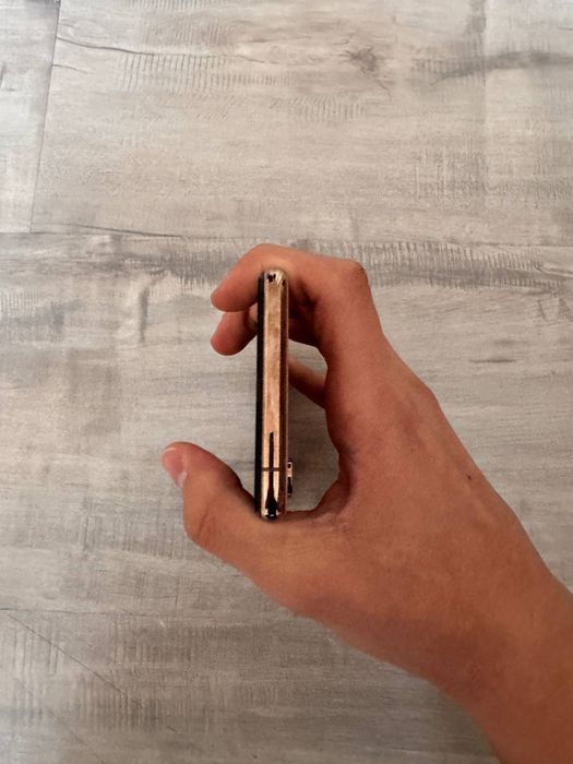Iphone xs gold obmen