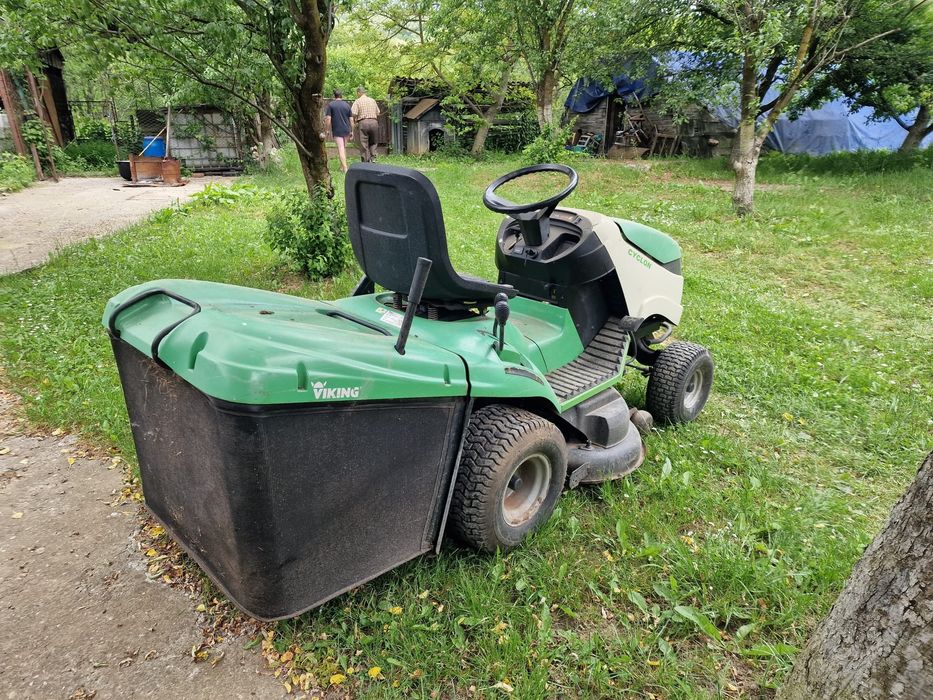 Tractoras gazon VIKING