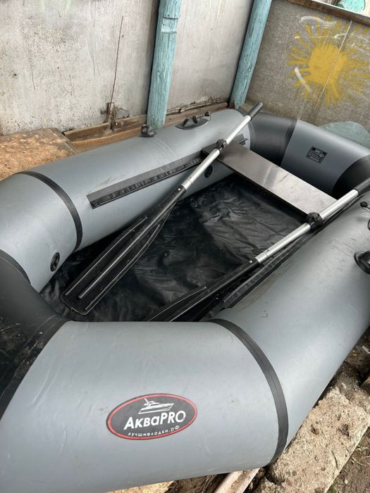Продам надувную лодку
