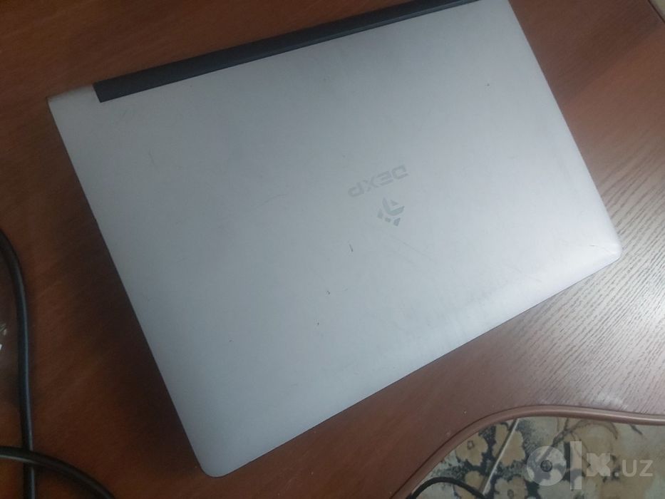 Noutbook DEXP intel pentium