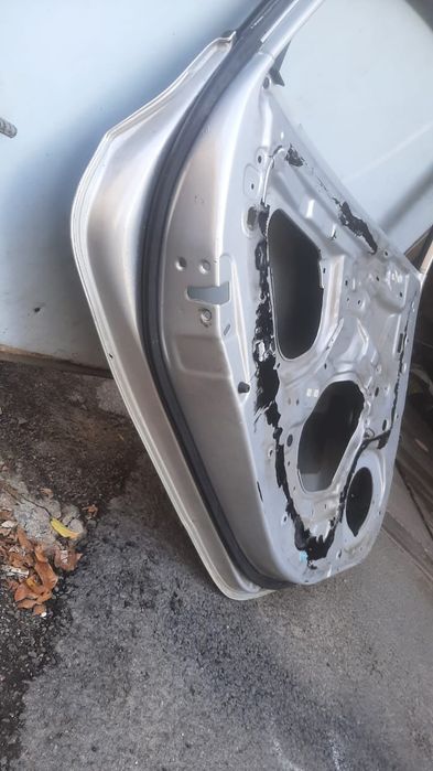 Дверь на Hyundai ACCENT