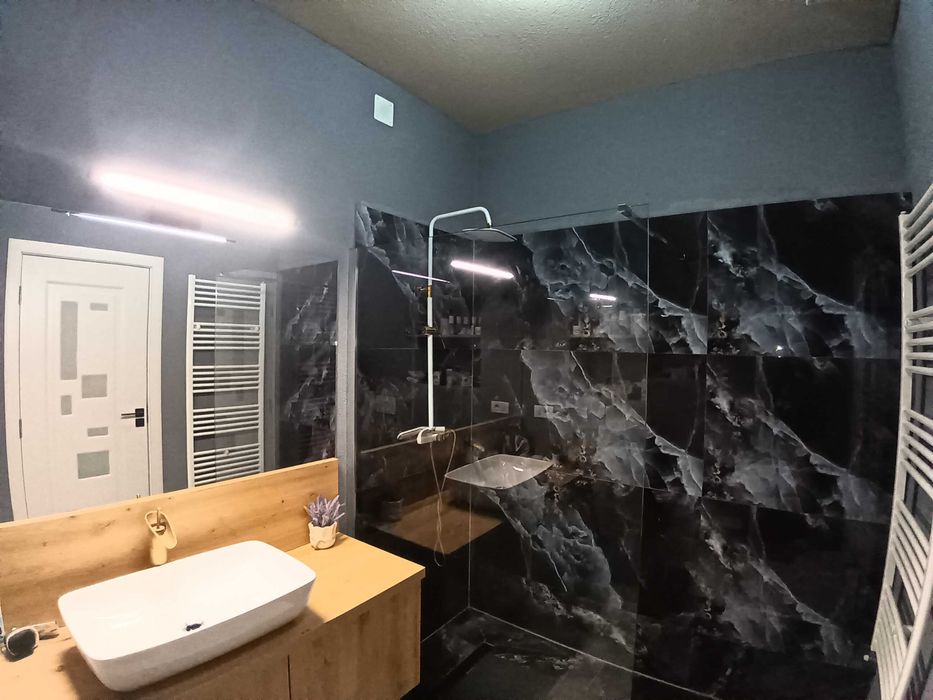 Casa 3 camere , complet mobilata