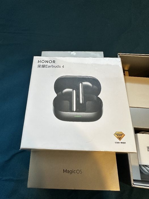 Honor Magic 8 Pro 16-512 + Earbuds