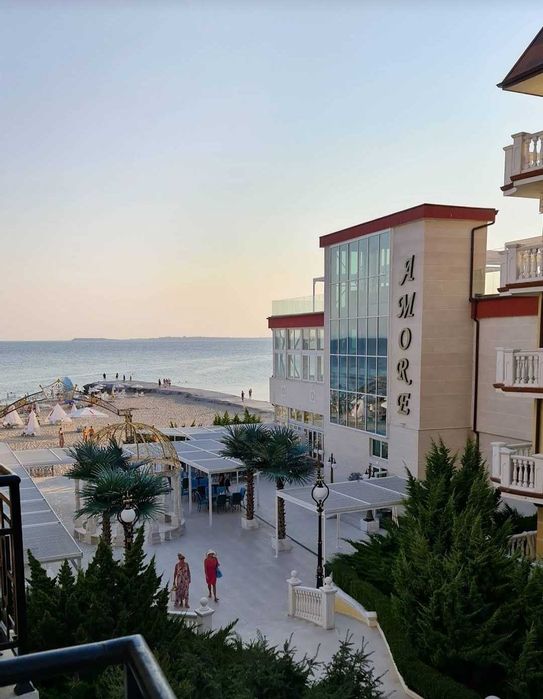 Отдавам апартамент под наем на първа линия в Елените!