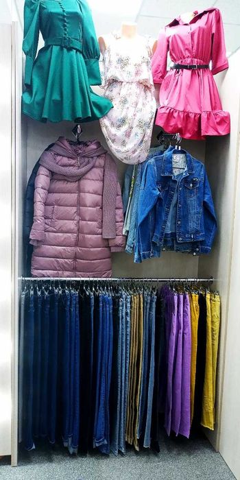 Мебель для бутика, отдела одежды