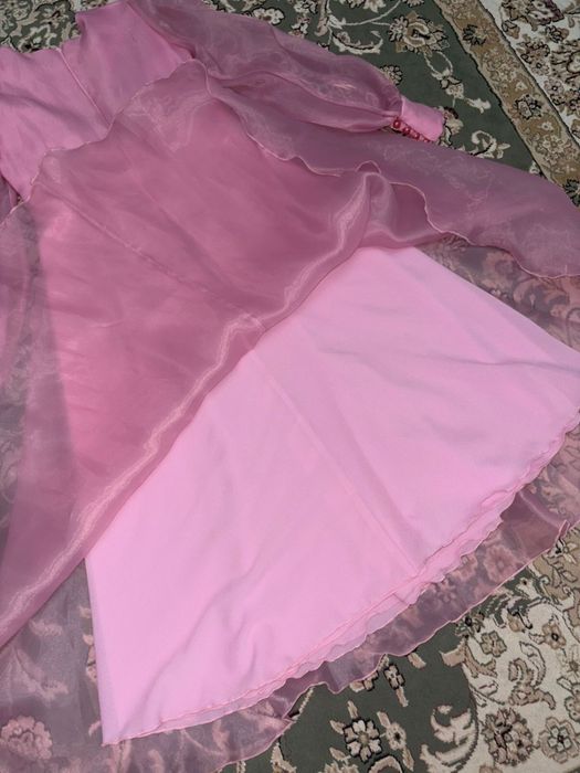 Платье в очень хорошим качестве