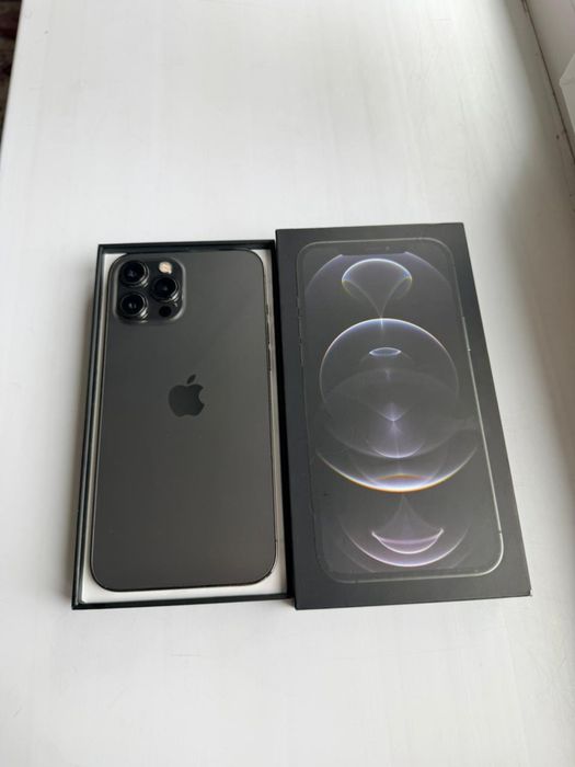 iPhone 12/Pro Max 256Gb - В идеальном состоянии