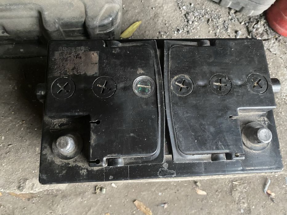 Акумулятор 75 в хорошем состоянии