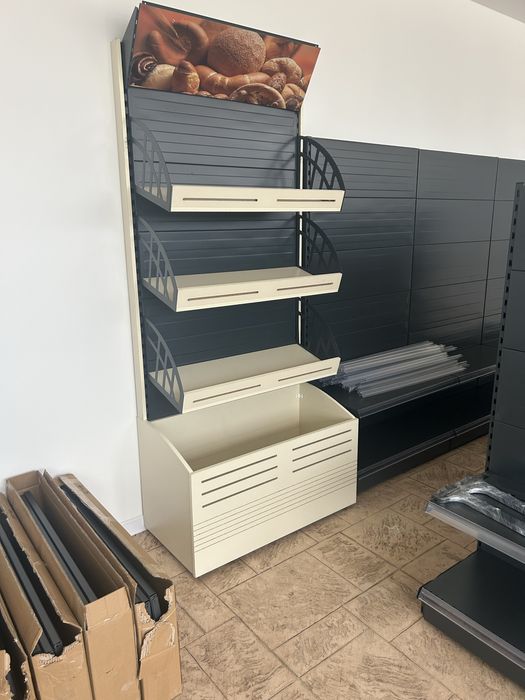 Rafturi metalice pentru magazin