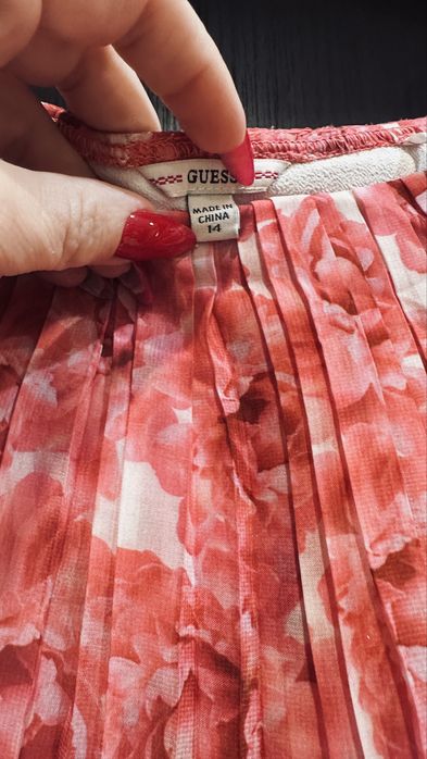 Рокля плисе Guess