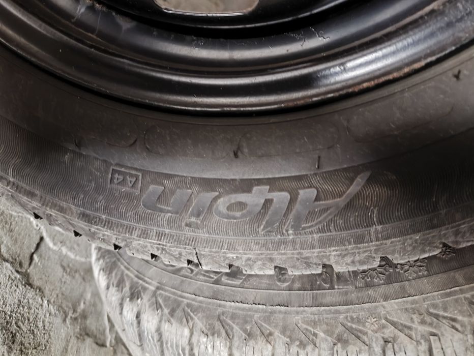 Гуми Michelin Alpin 14 ц. с джанти за Wv груп  5/100