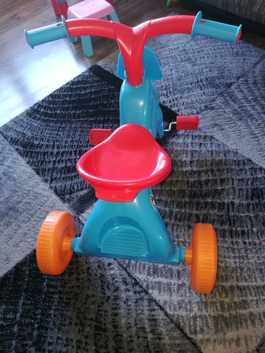 Bicicleta copii din plastic calitativ