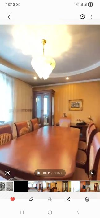 Срочно Продам обеденный стол и 8 стульев