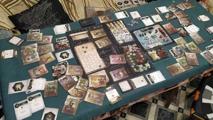 Настольная игра Вампиры: Маскарад. Наследие